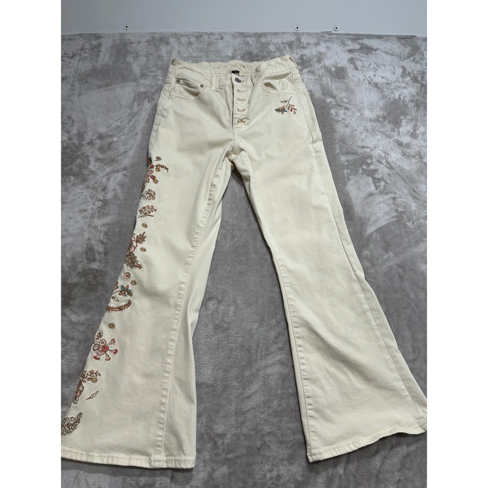 American Eagle Festival Flare Pants Women Size 6 Cream Embroidered Denim EUC
